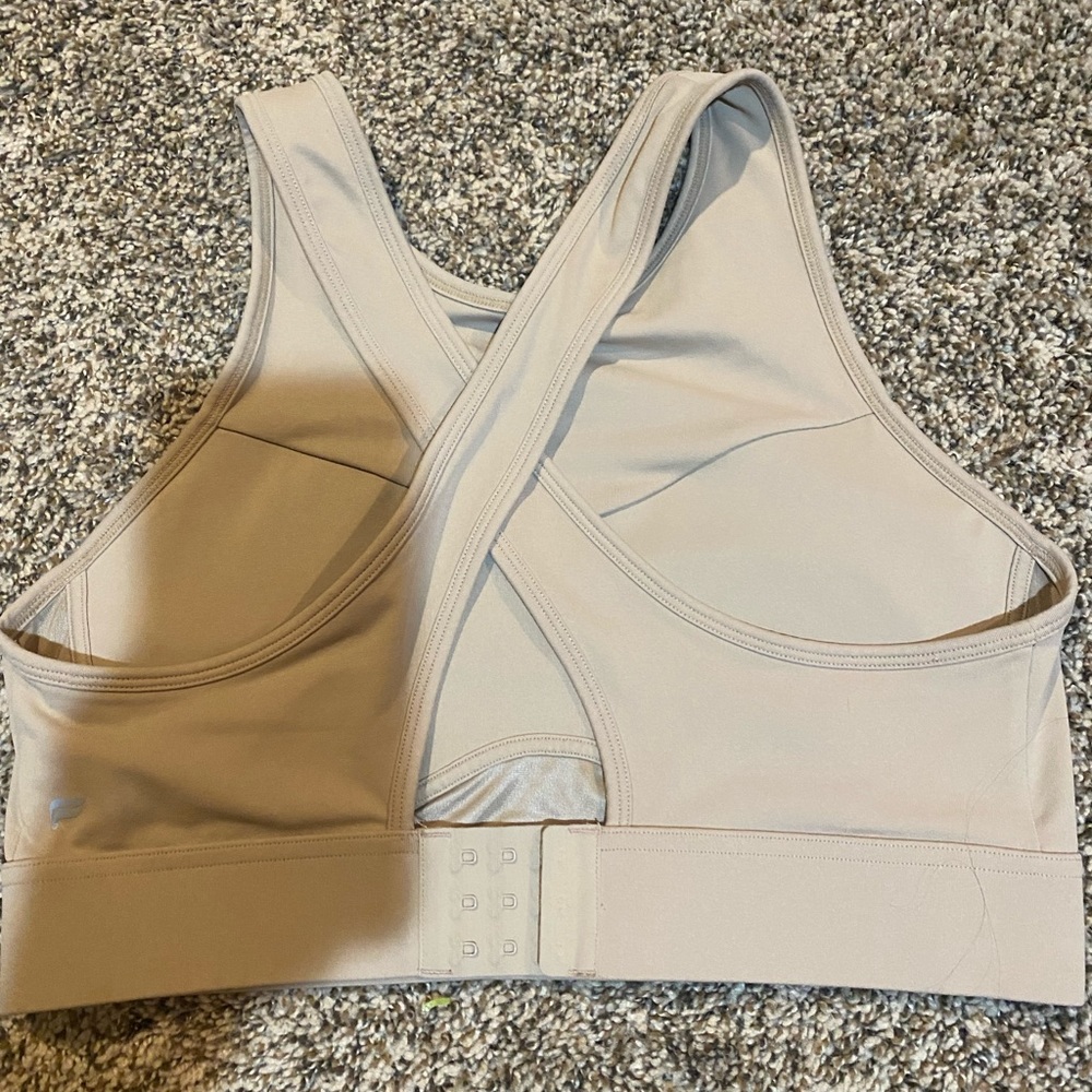 Fabletics sports bra